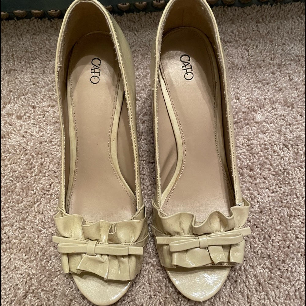 Cato Creme Patent Peep Toe Heels Size 10M